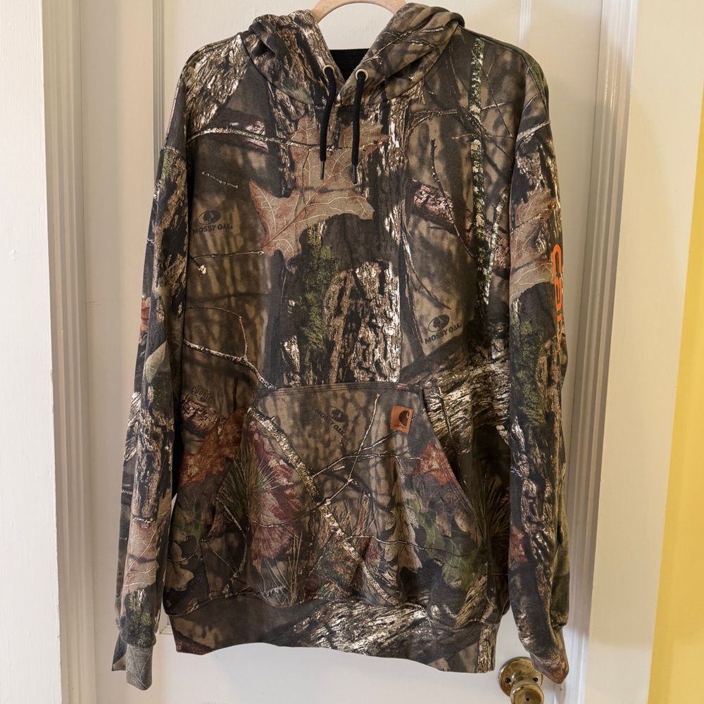 Men’s Carhartt Camo Hoodie Large